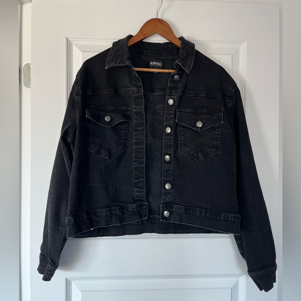 Black jean jacket from Buffalo by David Bitton